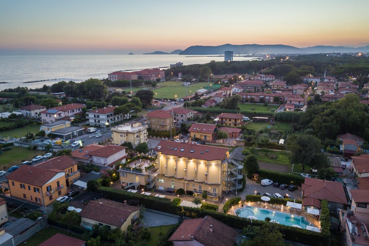 Tiziana Hotel 3*